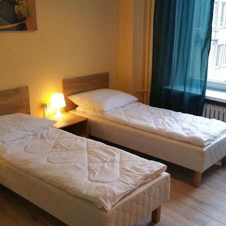 Kaktus Guest House 2 Варшава Екстериор снимка