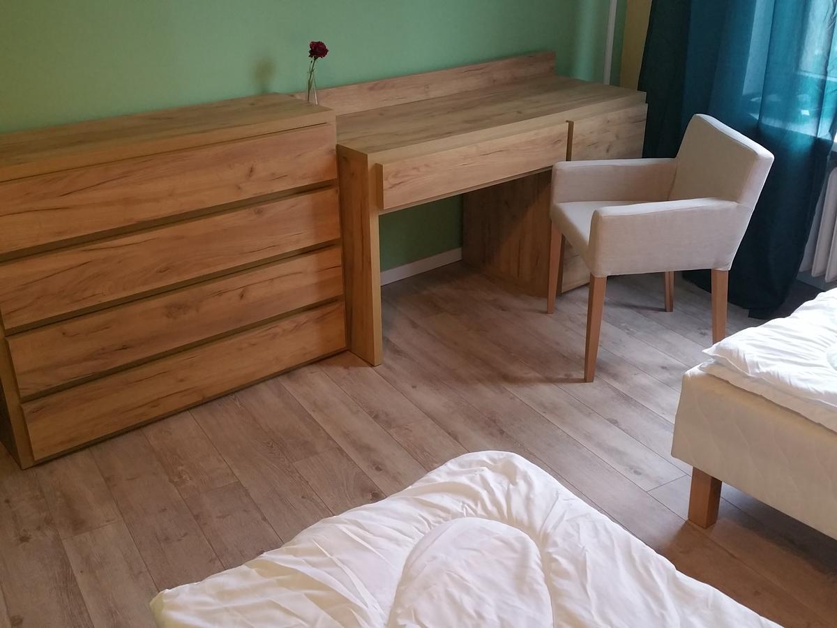 Kaktus Guest House 2 Варшава Екстериор снимка