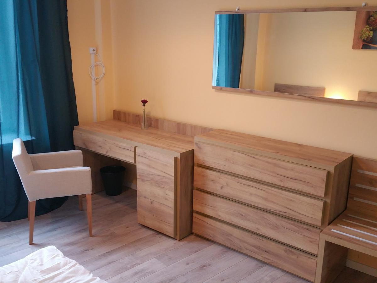 Kaktus Guest House 2 Варшава Екстериор снимка