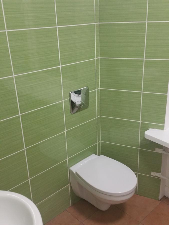 Kaktus Guest House 2 Варшава Екстериор снимка