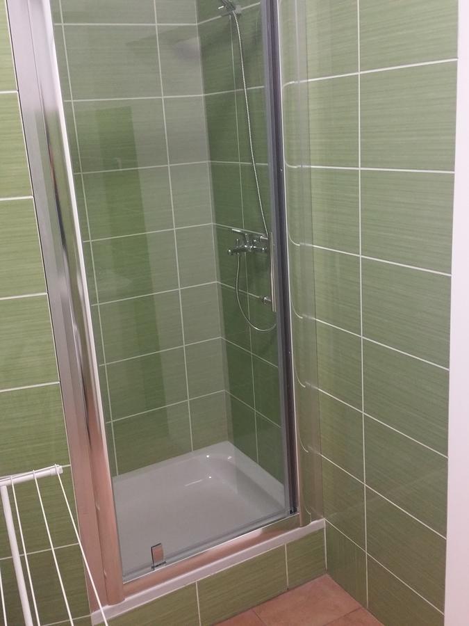 Kaktus Guest House 2 Варшава Екстериор снимка