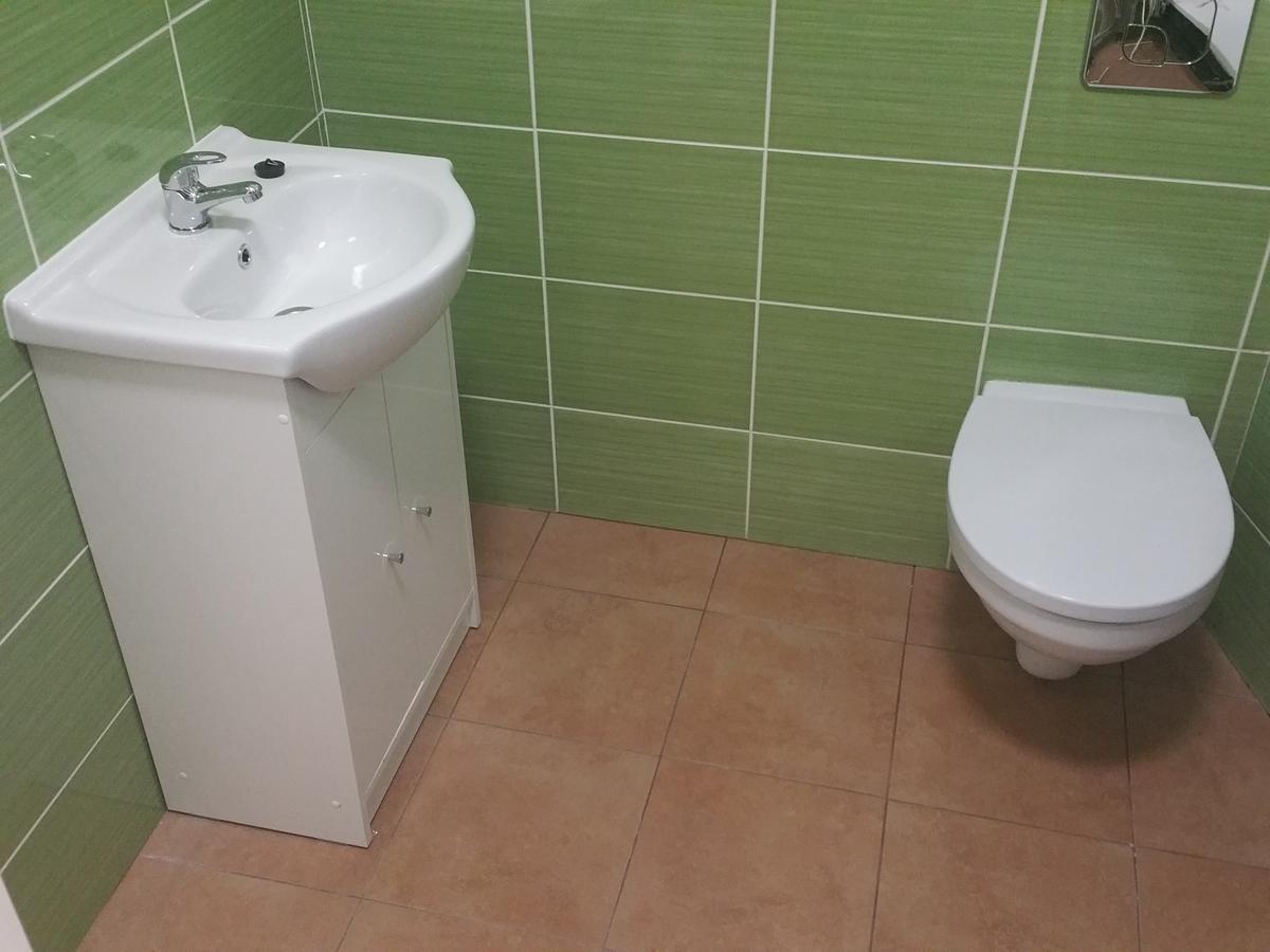 Kaktus Guest House 2 Варшава Екстериор снимка